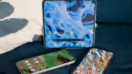 Google, Pixel 10’u lansmandan yalnızca bir ay evvel gözler önüne serdi