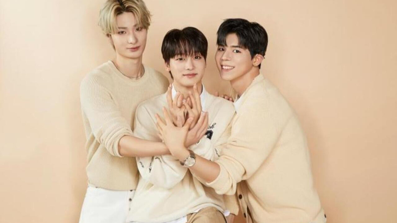 İşitme engelli K-Pop kümesi toplumsal medyayı salladı!