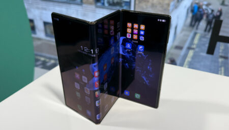 Samsung’un enteresan katlanabilir telefonu için yeni ayrıntılar