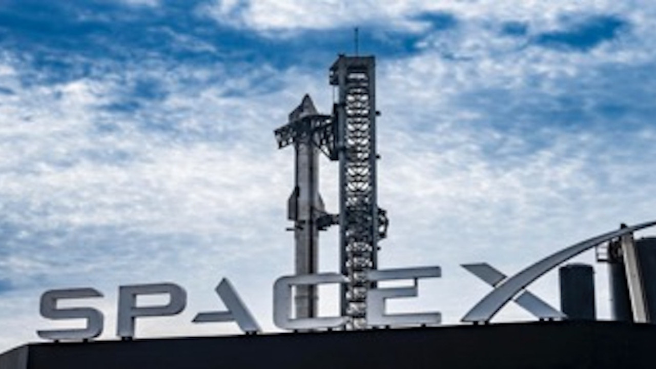 SpaceX’in Starship aracı uzayda bir birinci gerçekleştirdi