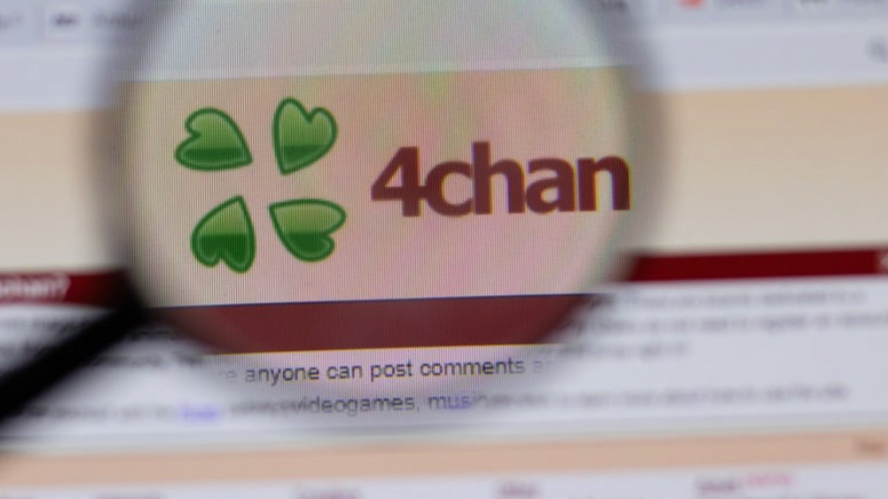 4chan’a maddelere uymadığı için £20.000 ceza!