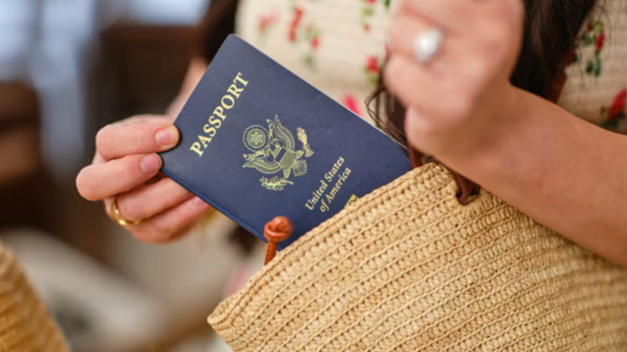 ABD Pasaportu 20 yıl sonra birinci sefer en güçlü 10 pasaport ortasından düştü