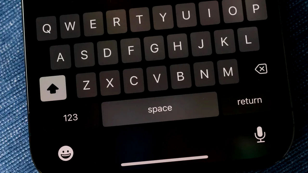 Apple, iPhone’lardaki klavye problemini yıllar sonra çözdü