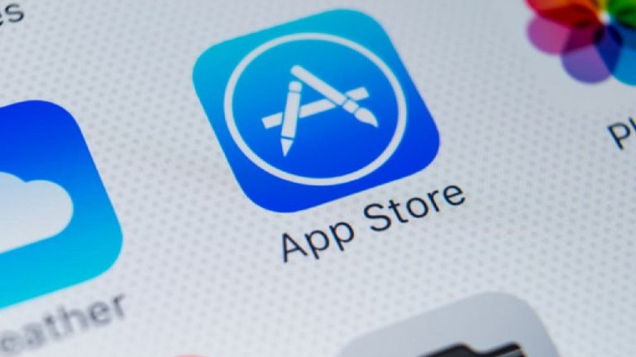 Apple, Japonya’da App Store’u açmak zorunda kaldı