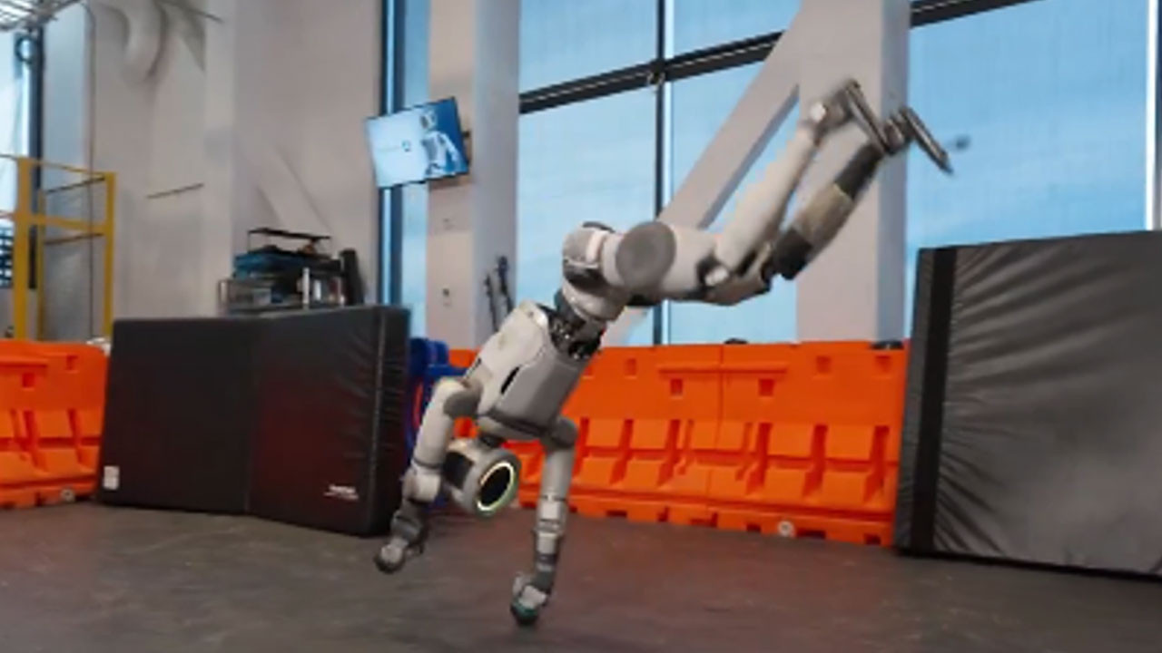 İnsansı robot Atlas takla attı: Hyundai Motor payları arttı