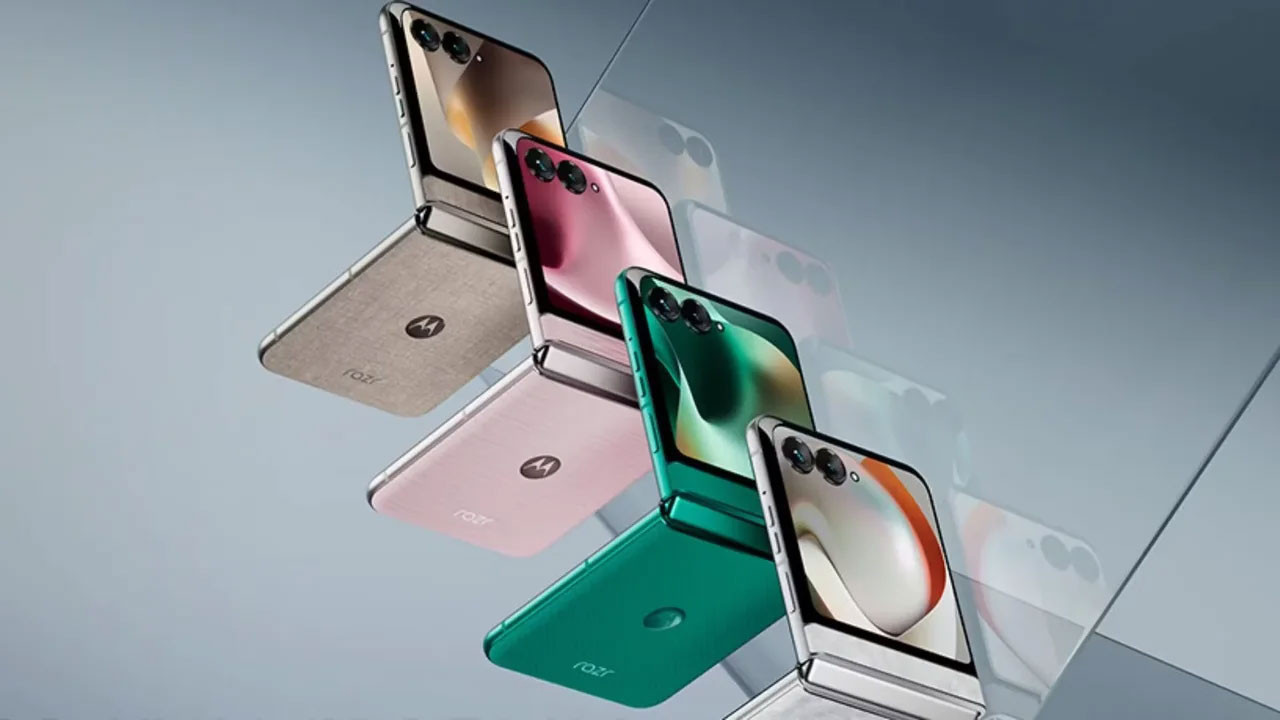 Motorola Razr 2026 sahneye çıktı: İşte katlanabilir telefonun yeni tasarımı!
