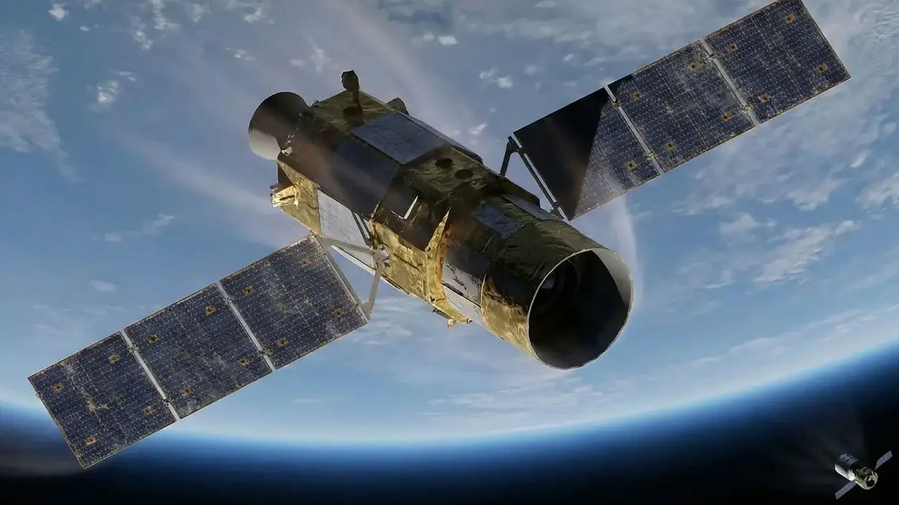 NASA’dan acil atak: Swift’in Dünya’ya düşüş riski büyüdü