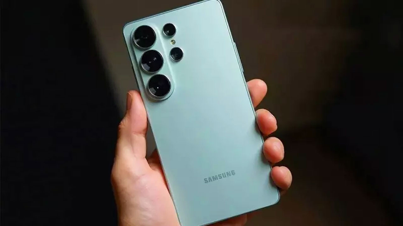 Samsung Galaxy S26 hangi işlemciyle gelecek?