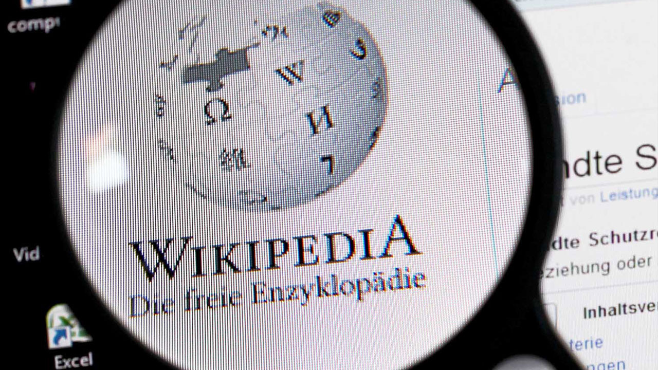 Wikipedia sayfa görüntülemeleri düşüyor!