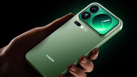 Xiaomi 18 Pro yapay zeka takviyeli art ekranla geliyor